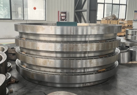 Sealing Principle of Girth Flange for Pressure Vessel